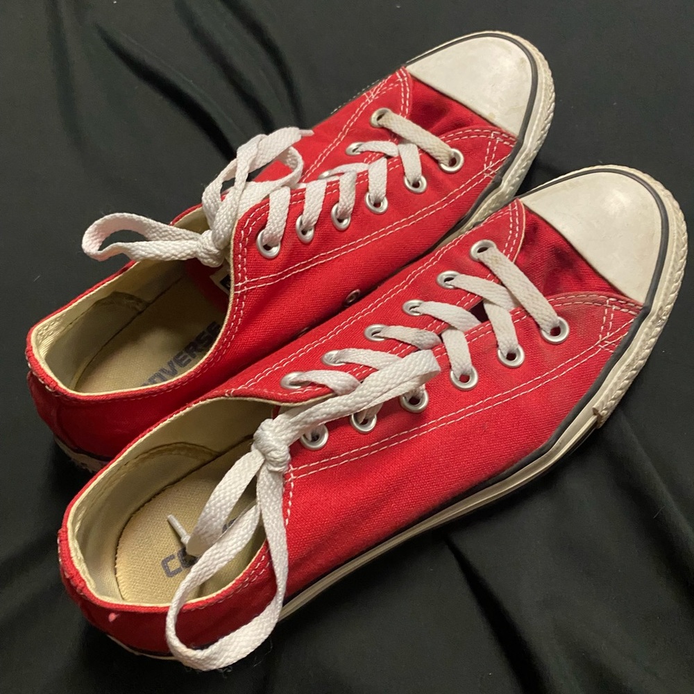 Red converse